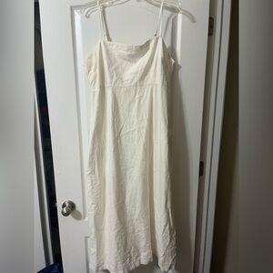Abercrombie and Fitch XL tall White linen midi dress 

New with tags